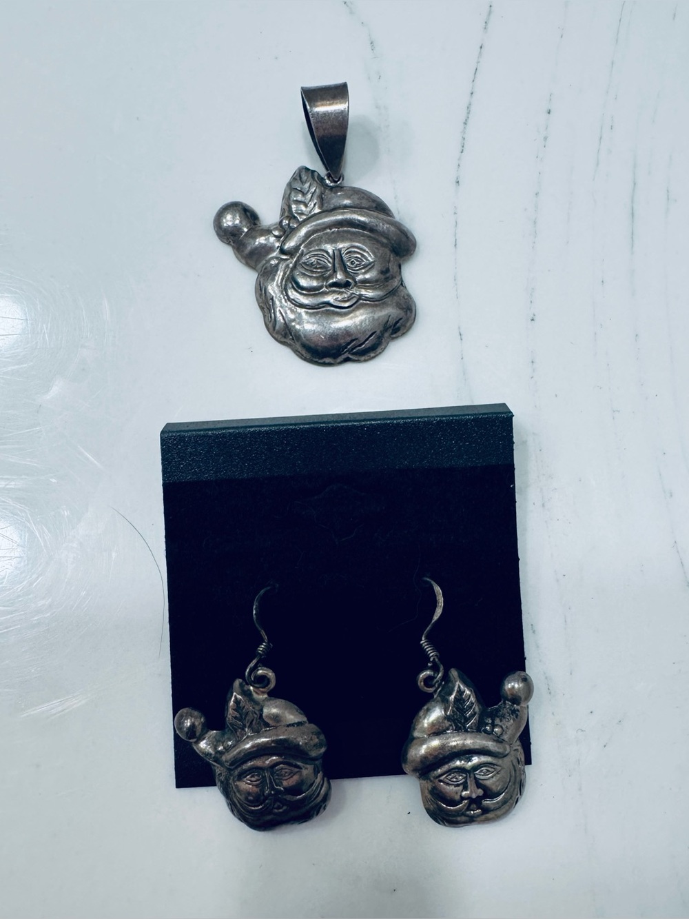 Vintage set of Sterling Silver 925 AJMC Santa earrings and pendant